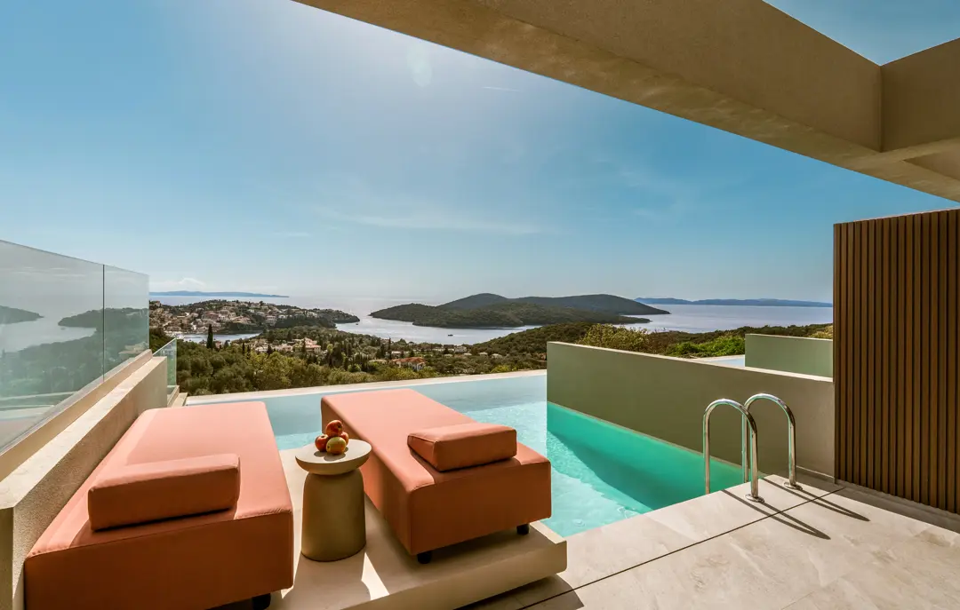 Grigoris Luxury 3