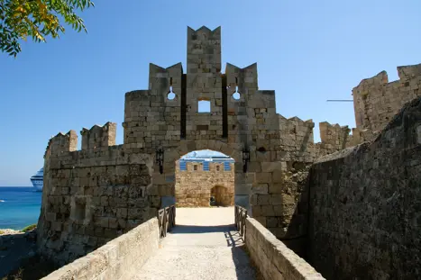 Medieval City Walls In Rhodes Town, Greece 133369976.Jpg.Crdownload