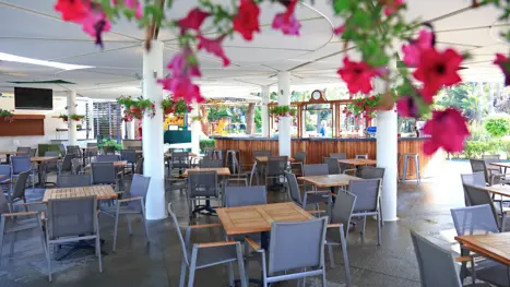 Poolbar