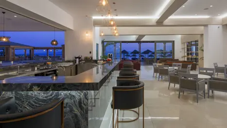 Lounge bar