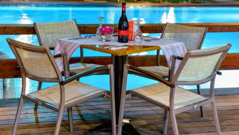 Ala carte restaurant ved poolen 