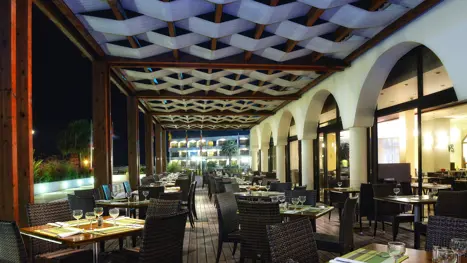 Udendørs restaurant område 