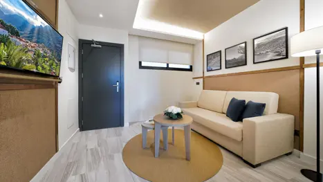 Junior Suite (2 pers. + evt. 2 børn) m/havudsigt