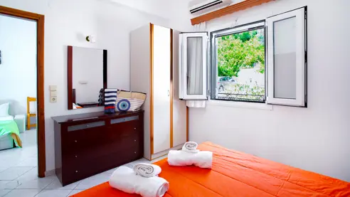 2-værelses lejl. (2-3 pers. + 1 barn)