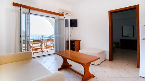 2-værelses lejl. (2-3 pers. + 1 barn)