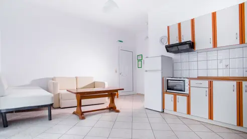 2-værelses lejl. (2-3 pers. + 1 barn)