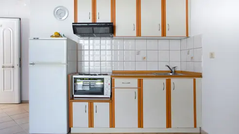 2-værelses lejl. (2-3 pers. + 1 barn)