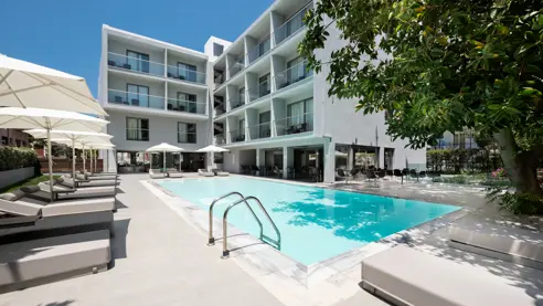 Oktober Downtown pool 