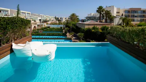 Premium dobbeltværelse med swim up pool