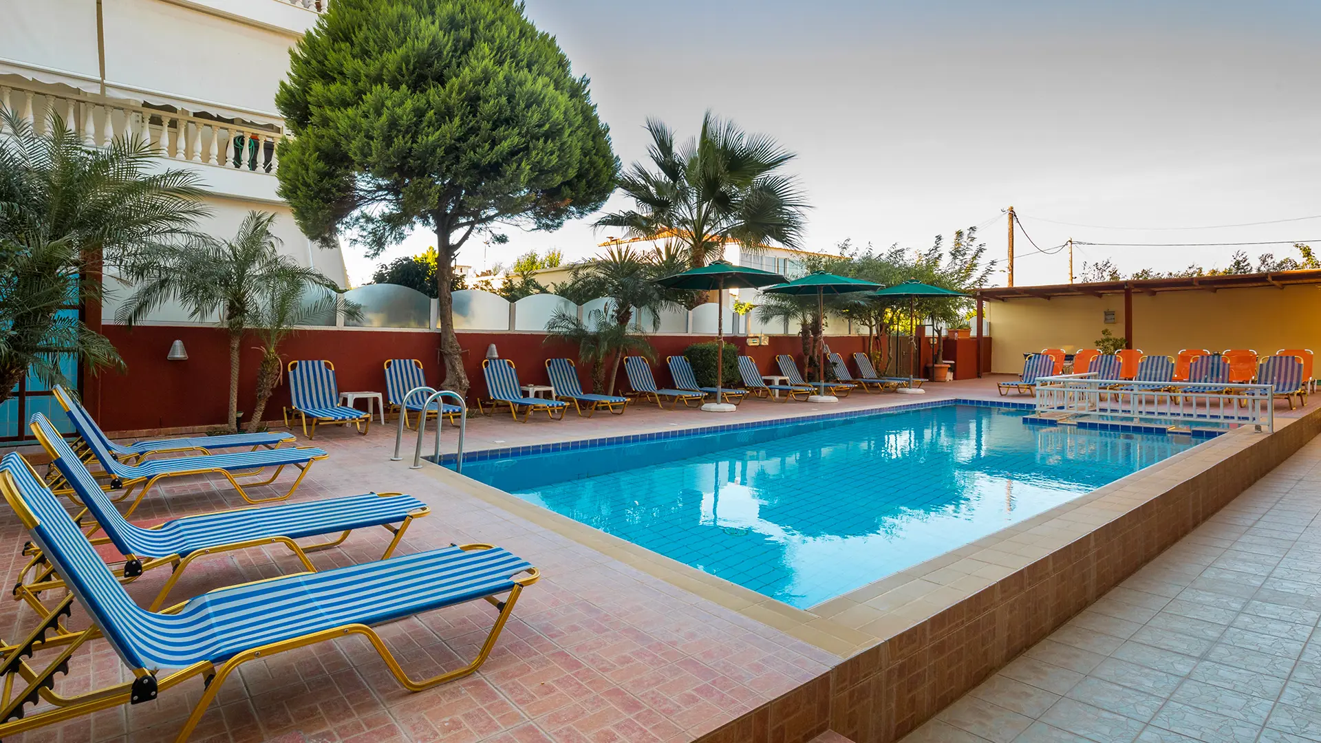 Alea Hotel slide 3