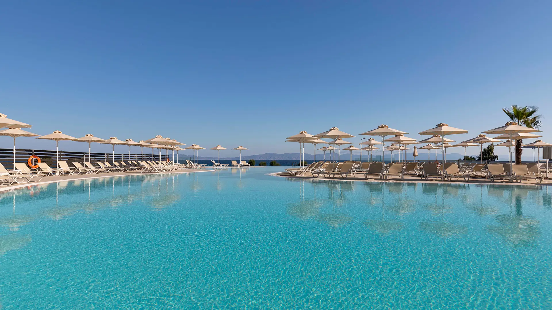 Belair Beach m/ All Inclusive slide 2