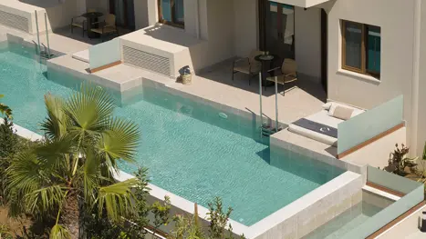 2-værelses lejlighed m. swim up pool (2-3 pers.) Havudsigt