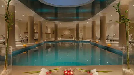 Indendørs jacuzzi
