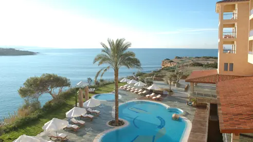 Pool med havudsigt 