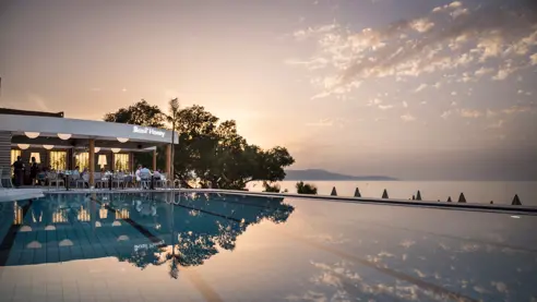 Blue Dome Hotel 