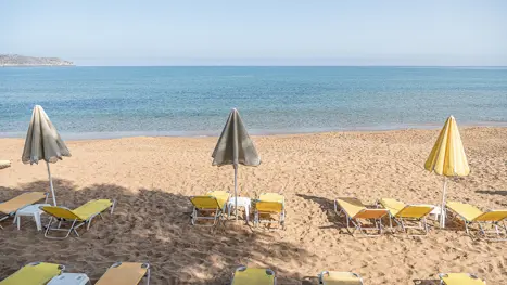 Strandafsnit ved Seaside Studios & Apartments