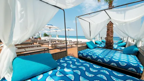 Piccolo beach bar