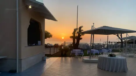 Solnedgang fra spiseområdet 