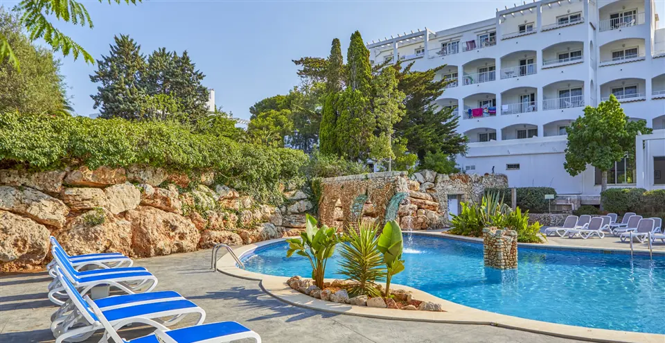 Ola Apartments Cala D´Or slide 2