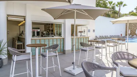 Poolbar 