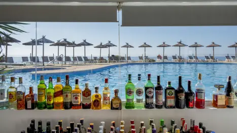 Poolbar