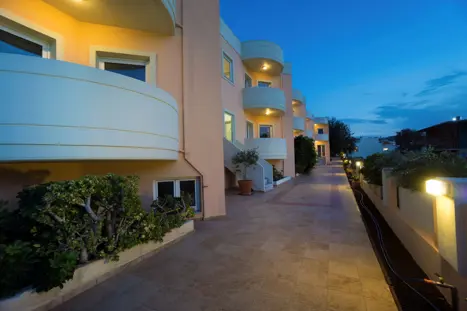 Georgina Studios & Apartments 