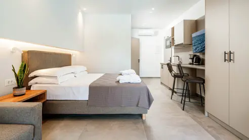 1-vær- lejl. m/swim up pool