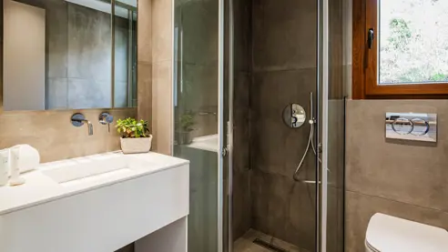 1-vær- lejl. m/swim up pool