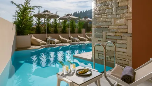 1-vær- lejl. m/swim up pool