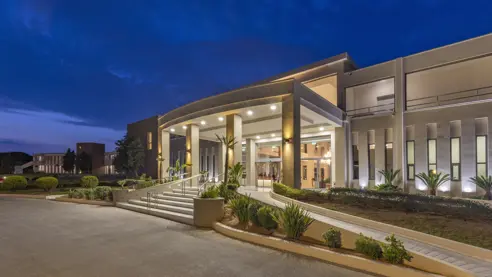 Indgangen på Kresten Royal Euphoria Resort