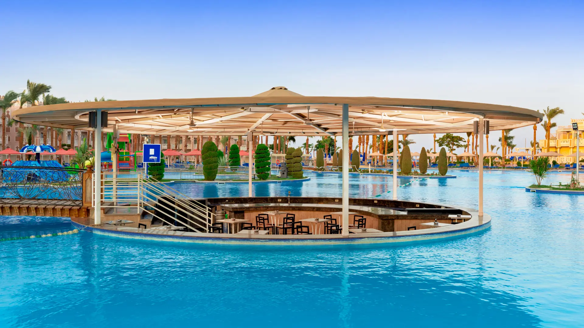 Pickalbatros Palace Resort m/All Inclusive slide 3
