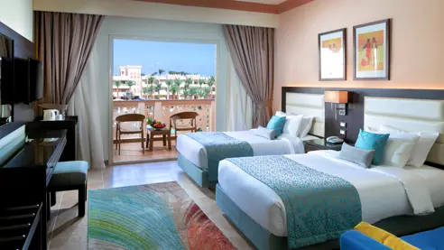 Dobbeltvær. m/pooludsigt