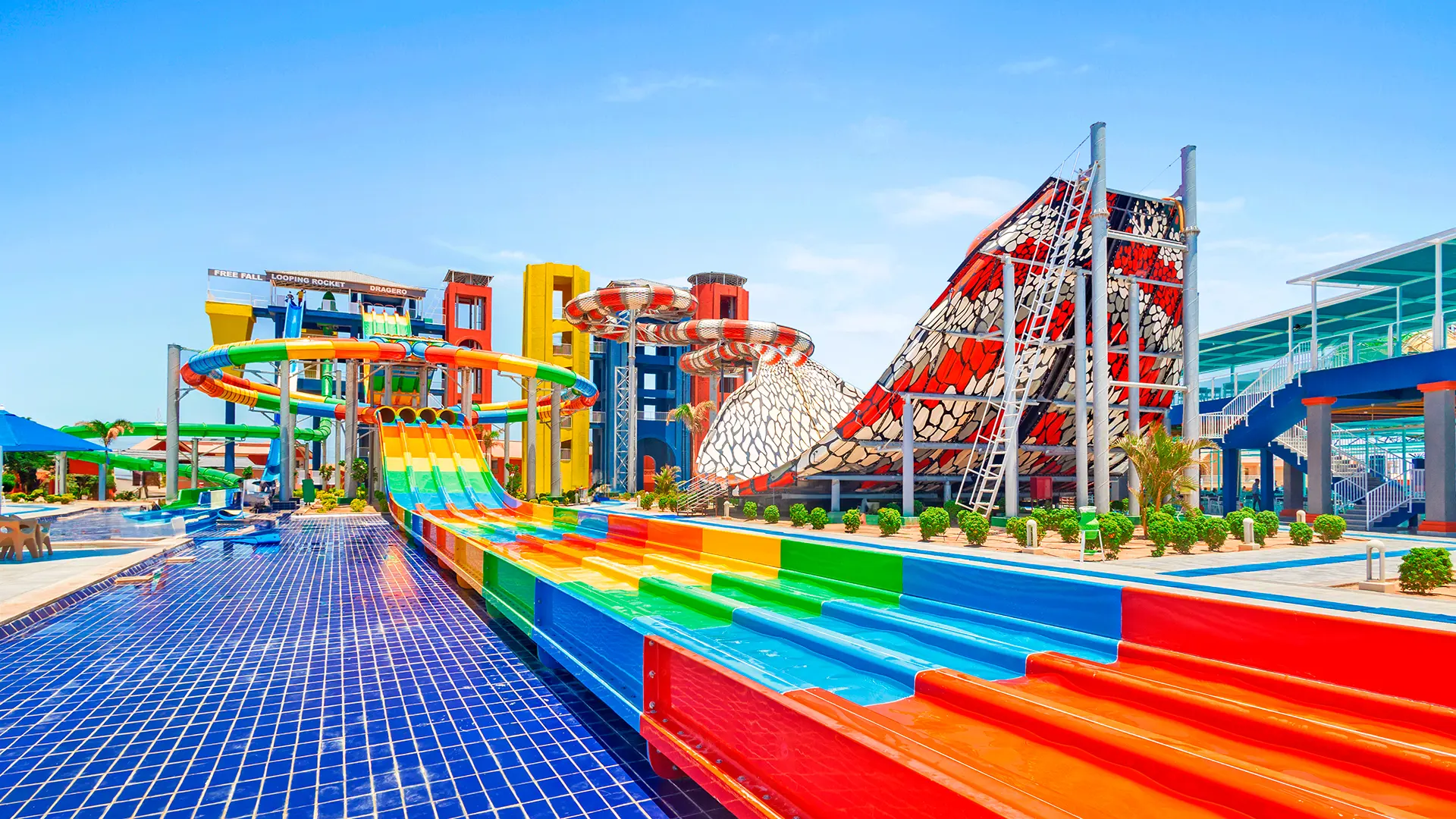 Pickalbatros Jungle Aqua Park Resort m/All Inclusive slide 4