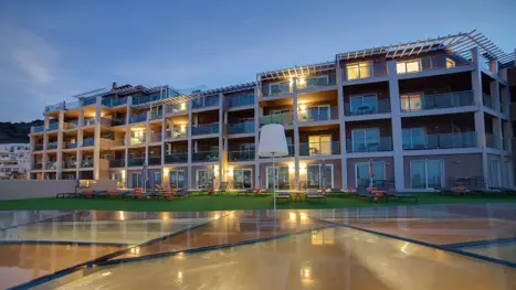 Riviera Vista Hotel  