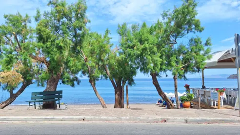 Stranden ved Ilion Hotel 