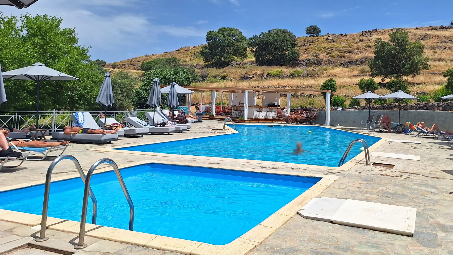 Akti pool 