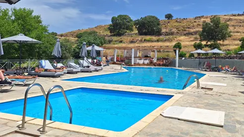Akti pool 