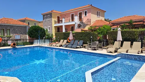 Christina´s Garden Pool