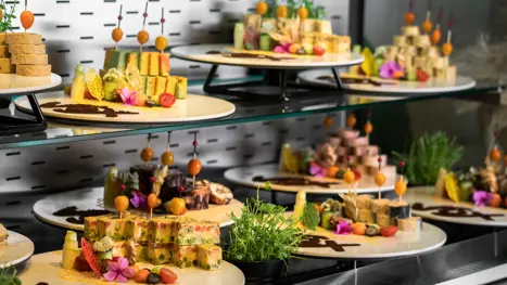 Buffet i Restaurant Maris