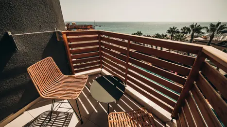 Eksempel på balkon med havudsigt
