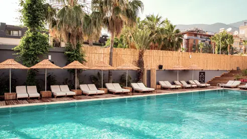 Pool ved Cantina Restaurant