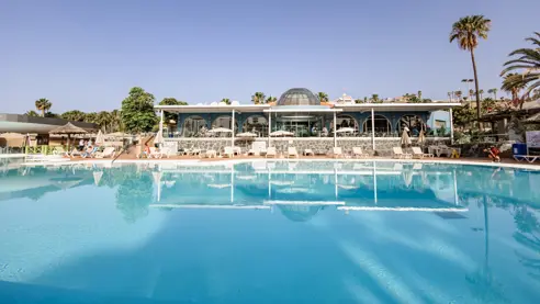 Poolbar