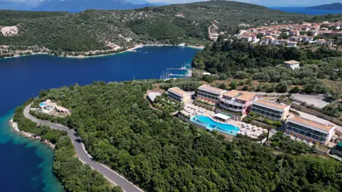 Esperides Resort ligger i naturskønne omgivelser