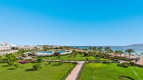 Park med swimmingpool