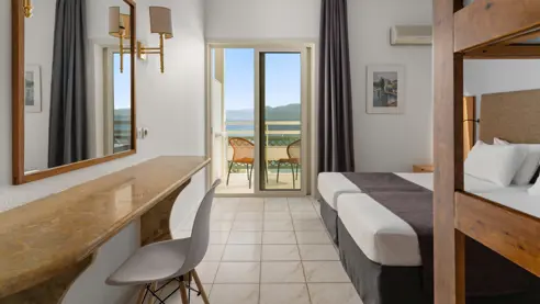 Eksempel på familieværelse i bungalow med køjeseng