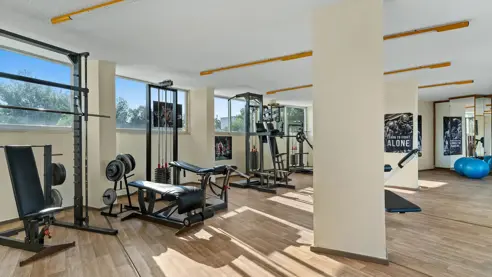 Fitnessrum med havudsigt