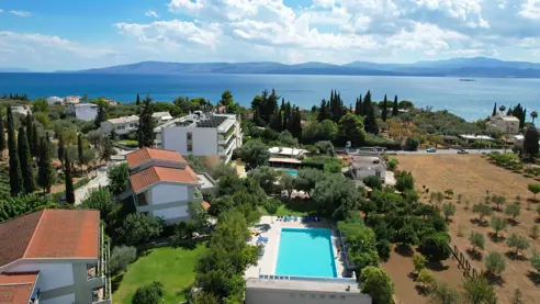 Smuk beliggenhed tæt ved havet