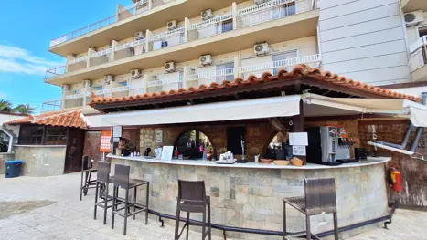 Poolbar