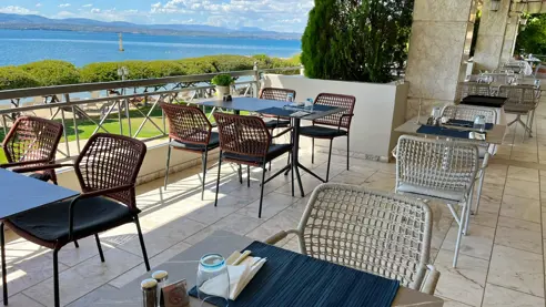 Udendørs spiseområde