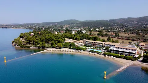 Negroponte Resort fra luften